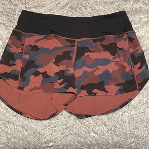 Lululemon - lightly worn shorts